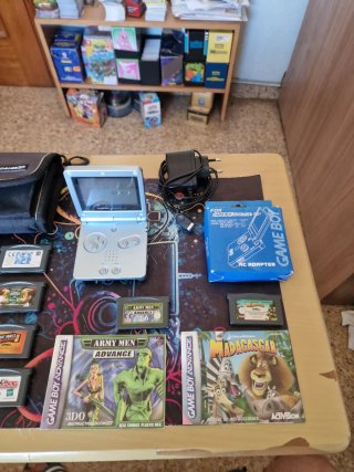 Consola Game Boy Advance SP + 9 Juegos