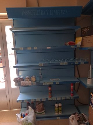 Estanterías modulares metálicas