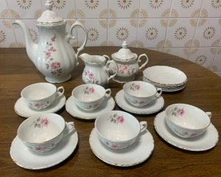 Juego de café Pontesa porcelana rosas