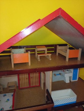 Casa de Muñecas Grande con Mobiliario