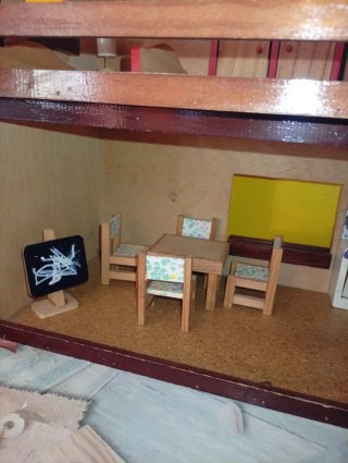 Casa de Muñecas Grande con Mobiliario