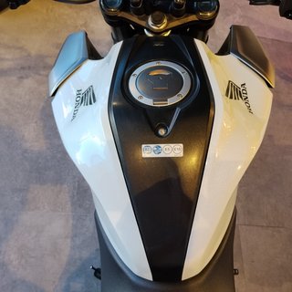 Honda CB 125R
