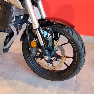 Honda CB 125R