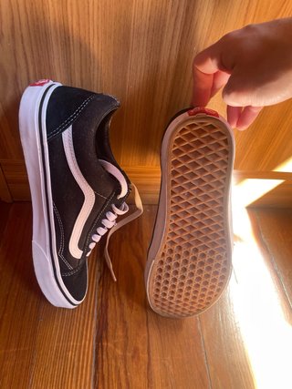 Zapatillas Vans Old Skool Negras y Blancas