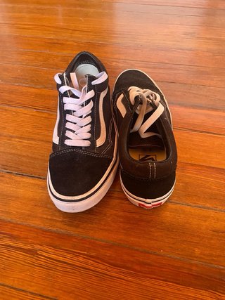 Zapatillas Vans Old Skool Negras y Blancas