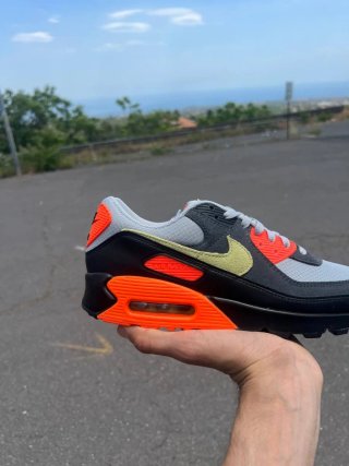 Nike Air Max 90