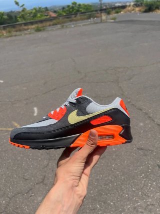 Nike Air Max 90