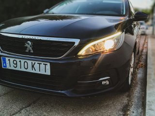 Peugeot 308, 2019, 137000 km, EAT8, itv 2027