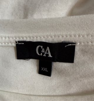 Camisa blanca con bordado en hombros