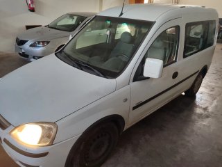 Opel Combo 2004