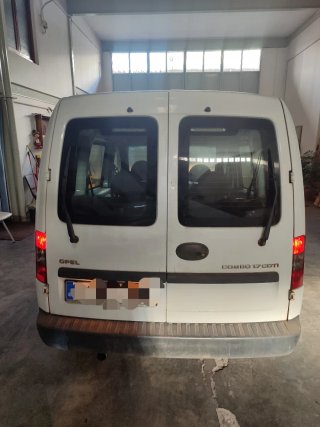 Opel Combo 2004
