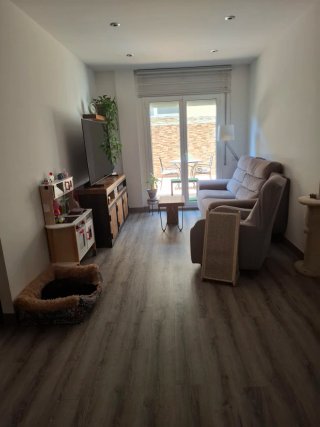 Piso planta baja en Tona.