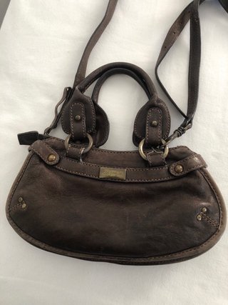 Bolso piel marrón con cremallera Marca Coccinelle