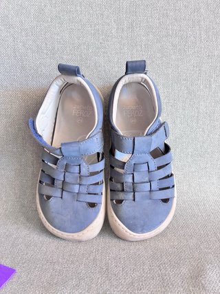 Botas y sandalias T26 Zapato Feroz
