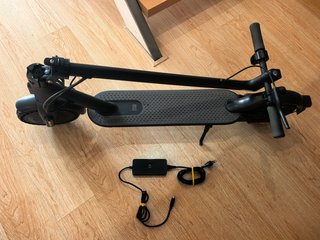 Xiaomi MI Electric Scooter Essential