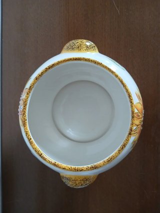 Zuppiera o centrotavola con girasoli
