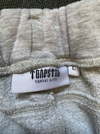 Chándal Trapstar Gris Sudadera M Pantalón L