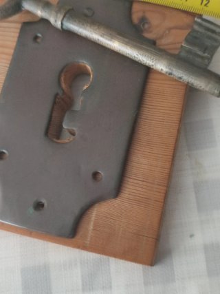 Llave antigua de latón