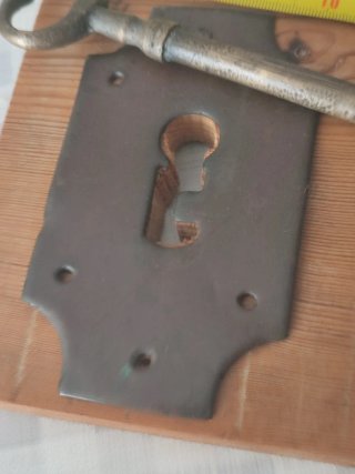 Llave antigua de latón