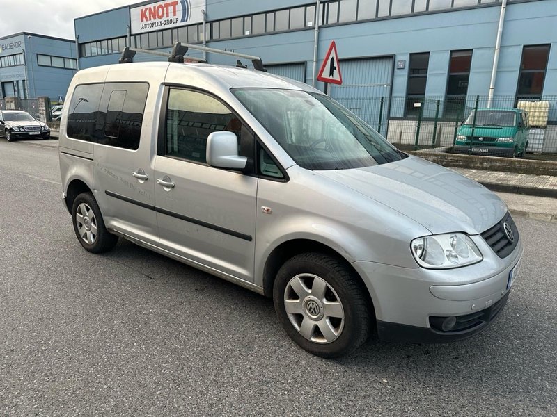 Volkswagen Caddy 2008 - foto 1