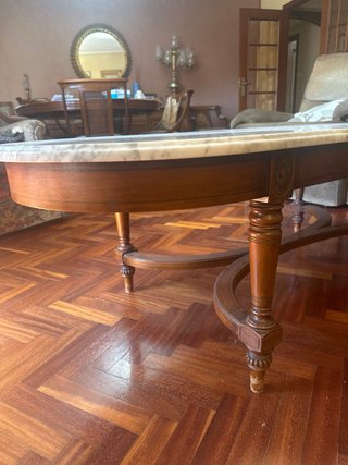 Mesa baja de salón madera y mármol
