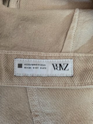 Pantalones cortos efecto piel verde