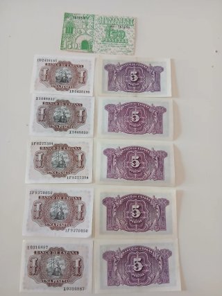 Lote 32 Billetes Españoles.