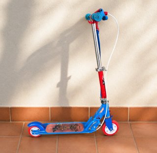 Patinete infantil azul y rojo