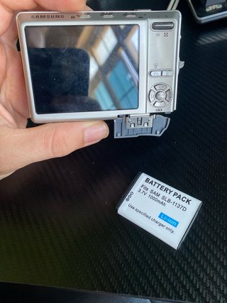 Samsung i85 Cámara Digital Plata