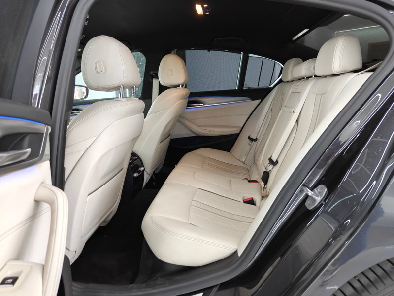 BMW Serie 5 2017, foto 8