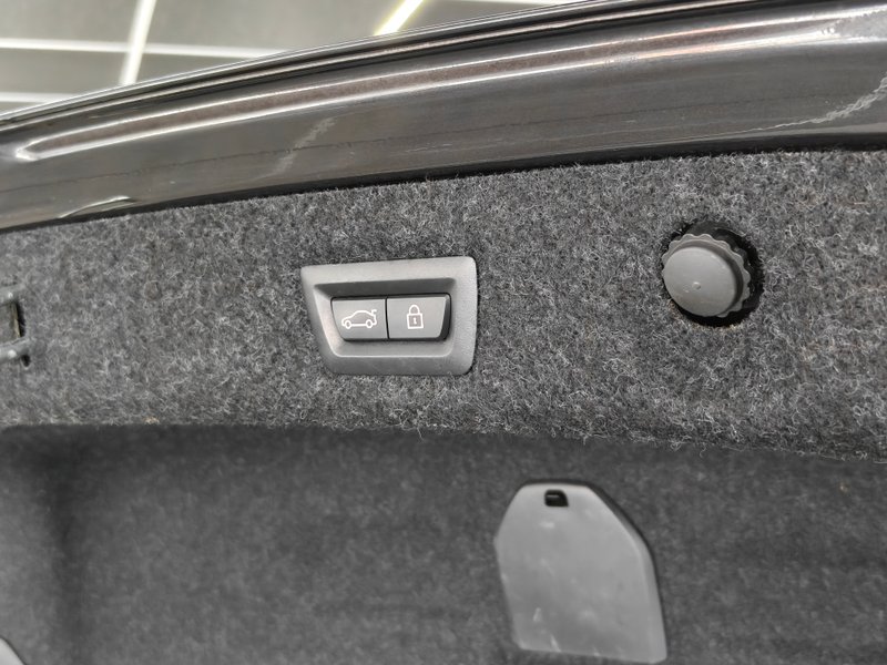 BMW Serie 5 2017, foto 29
