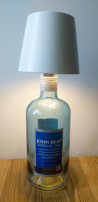 Lampara de mesa sin cables "John Beat"