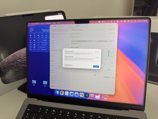 MacBook Pro M3 con 1TB, Factura, Batería 100%