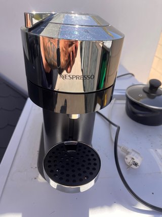 Cafetera Nespresso Cromada