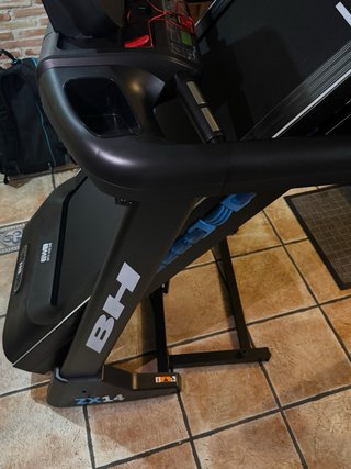 Cinta de correr BH ZX14 con aceite original, nueva