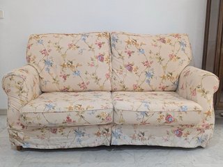 Sofá 2 Plazas Estampado Floral