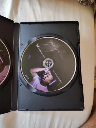 DVD Touched de Morgan Strebler