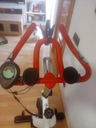 Bicicleta Spinning Vixxon Blanca y Roja