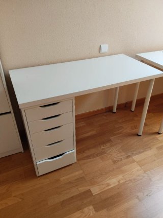 Escritorio IKEA ALEX LAGKAPTEN