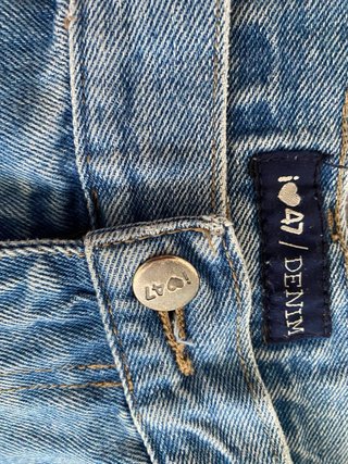 Jeans vaqueros desgastados