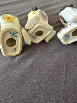 Porcelana Manises figuras 3 Geishas monos sabios