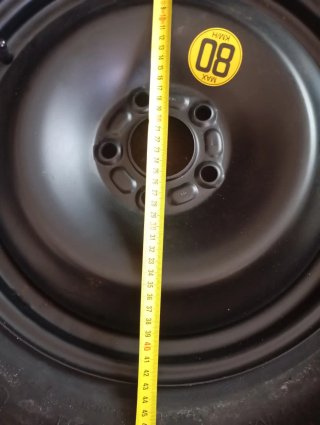 Rueda de repuesto coche 80km/h