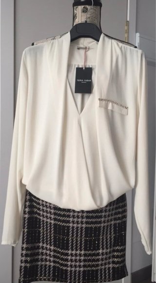 Vestido formal con etiqueta