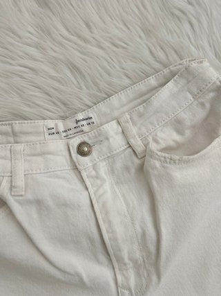 Pantalones blancos Stradivarius