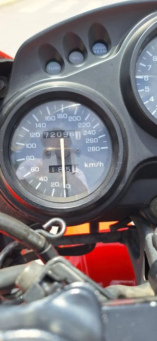 Honda CBR 600 F2 Sportbike Roja y Blanca