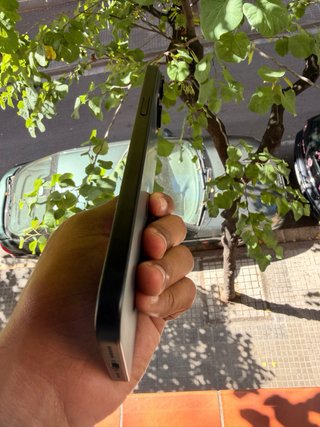 iPhone 15 Plus 128GB Negro - 95% Batería