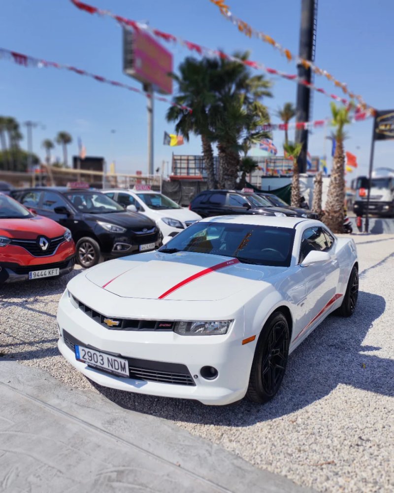 Chevrolet Camaro 2015 - foto 1