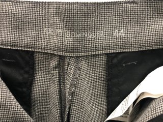 Pantalón de pinza gris y negro