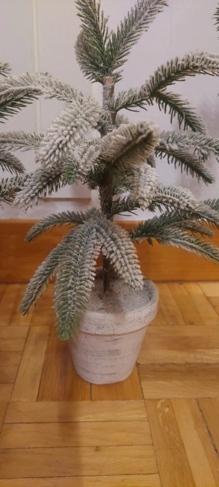 2 Piccoli Alberi di Natale Decorati