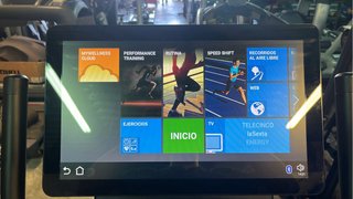 Technogym SKILLRUN Cinta de Correr Alto Rendimient